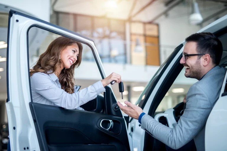 The Ultimate Guide to Choosing the Right Locations for Your Car Rental Business